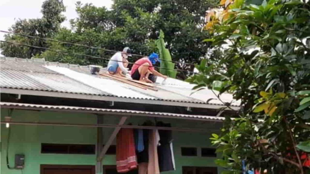 aspek yang menentukan kos upah mengecat bumbung rumah